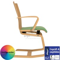 MOIZI 23 - cantilever chair with wooden frame
