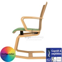 MOIZI 23 - cantilever chair with wooden frame